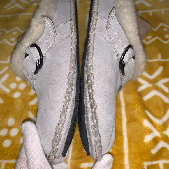 Cold Water Creek Shearling Lined Cozy Slippers.. Sz 7. EUC! - Picture 6 of 10